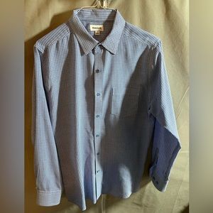 Mens Haggar large dress shirt, long sleeve, blue